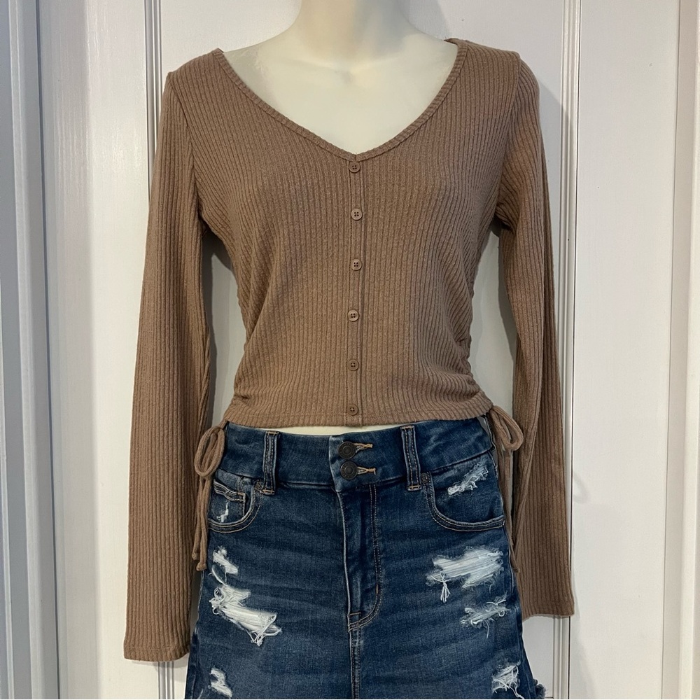 Hollister Must Have Collection Long Sleeve Baby Tee Size Small